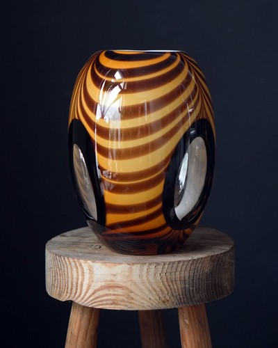 Heavy art glass vase amber - heavy,