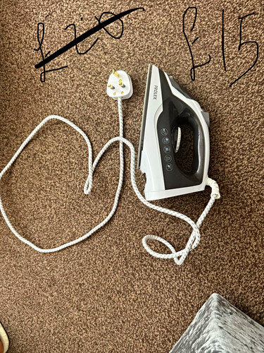 Prolex corded steam iron - prolex,