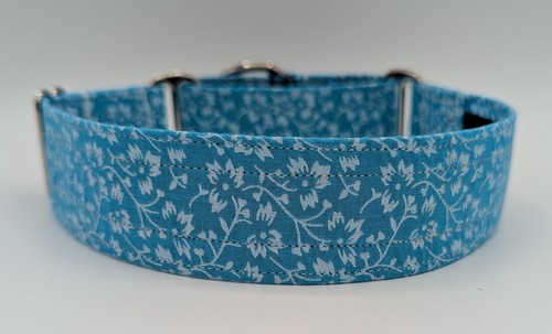 Wide martingale dog - wide,