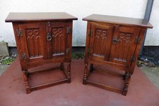 GOOD QUALITY PAIR OF CARVED