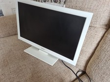 Toshiba 23DL934B 23” built in DVD,no remote, crack bottom right plastic corner