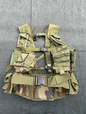 Original 1st pattern US Army Woodland Molle USGI Carrying Equipment Vest Pouches