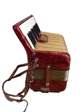 Hohner Accordian Carmen Ii Student - Working - Red