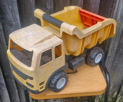 Tonka truck plastic good - plastic.,