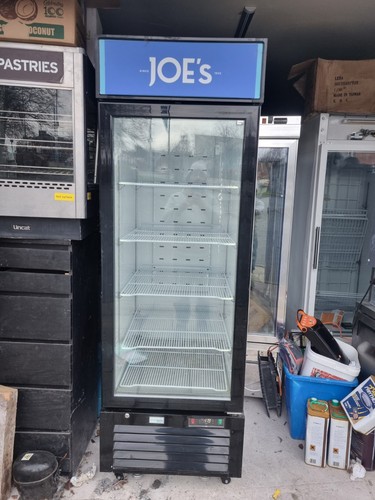 Interlevin single glass door - interlevin,