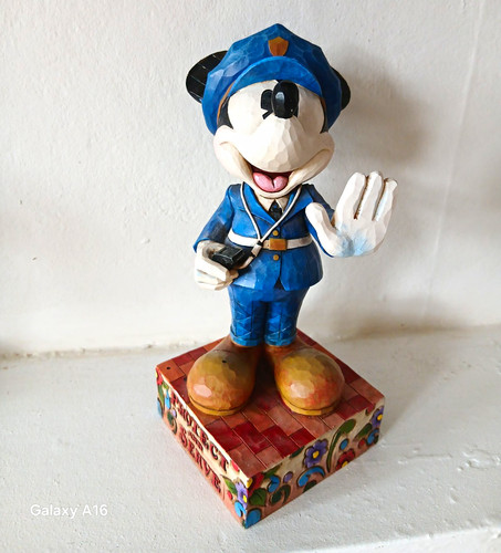 Disney mickey mouse police - mickey,