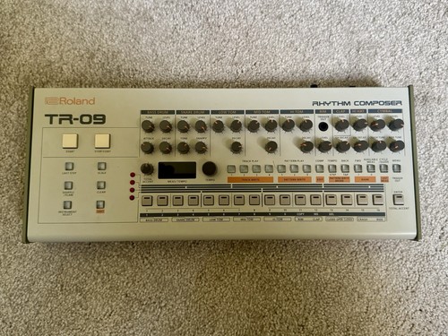 Roland boutique rhythm - roland, tr-09