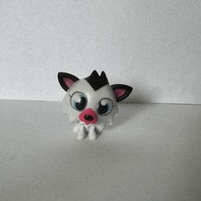 MOSHI MONSTERS SERIES 1 White Fang Figure