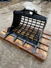 Riddle Shaker Digging Bucket 2
