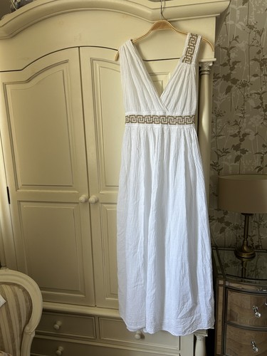 Stunning vintage white 100 - stunning, 100%