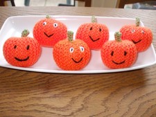 HAND KNITTED FOOD. 6 FUN