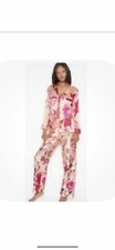 Victoria secret Printed satin rhinestone Button pyjama’s. Good Condition Medium
