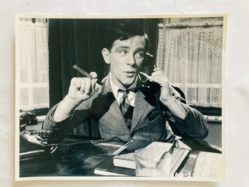 Norman wisdom film star - wisdom,