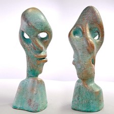 Janus face Art sculpture