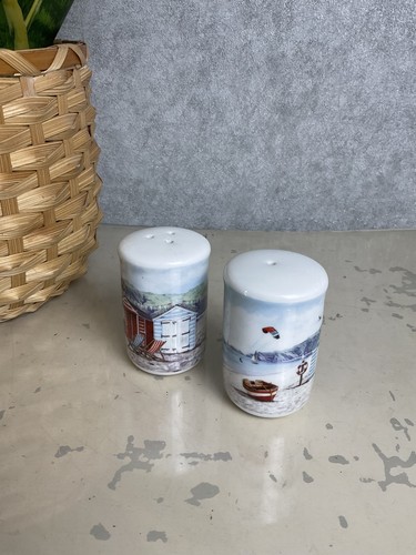 Coastal beach hut - hut, ceramic