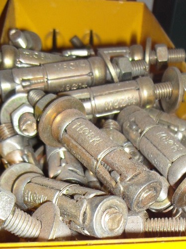 Projecting bolt x 15mm - projecting,
