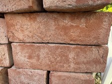 Red bricks 1000 - red,