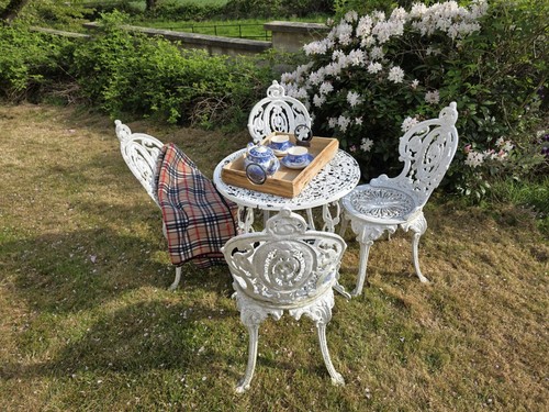 Vintage cast aluminium garden - vintage,