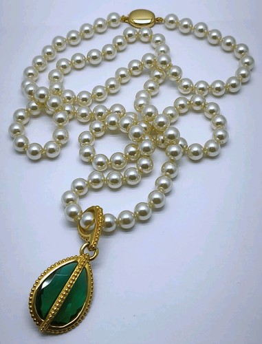 Vtg sal swarovski emerald - vtg,