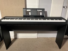 Yamaha P-45 Digital Piano