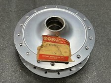 NOS Suzuki B100 B120 B100P KT120 TC120 TC90 TS90 WHEEL HUB FRONT P/n 54110-07000