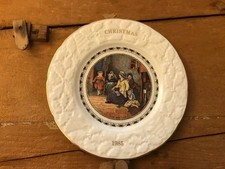 Coalport Christmas 1985 'Hide and Seek' 9" plate
