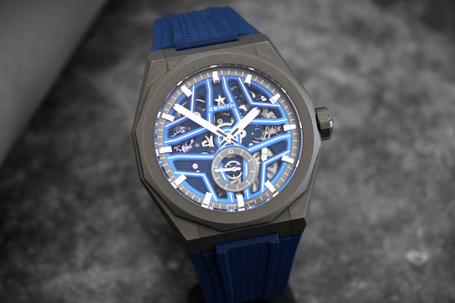 Zenith night surfer time - night,