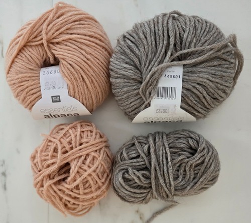 125g alpaca blend - 125g, of