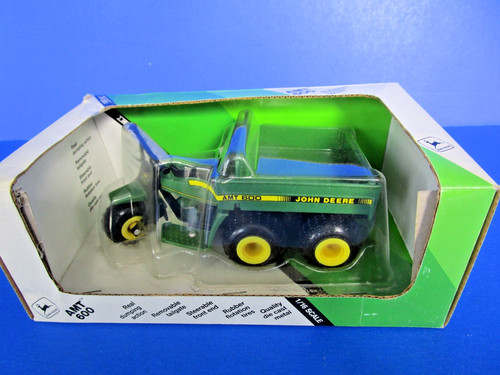 Ertl scale john deere - john,