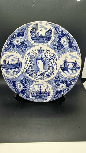 Vintage queen elizabeth silver - vintage,