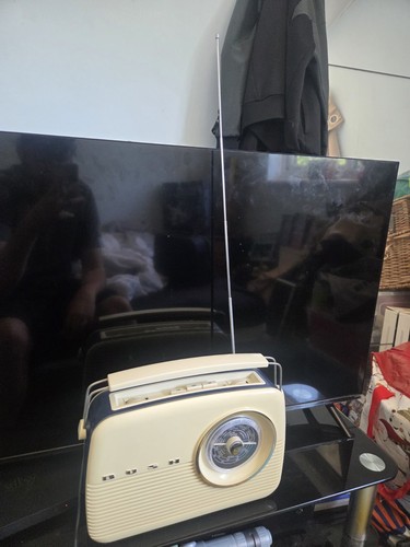Bush radio tr82 - bush,