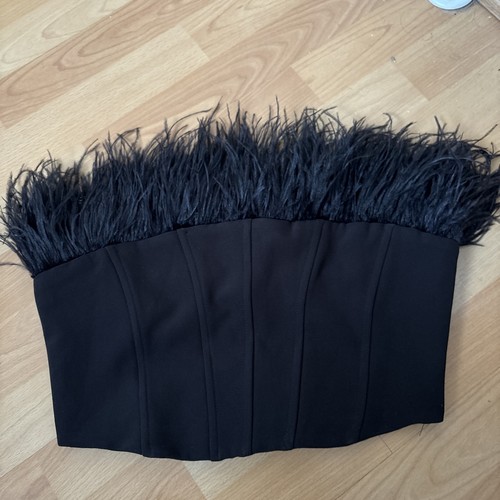 Club black feather - club,
