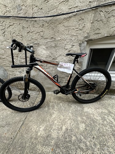 Giant revel 26in mountain bike - mountain,