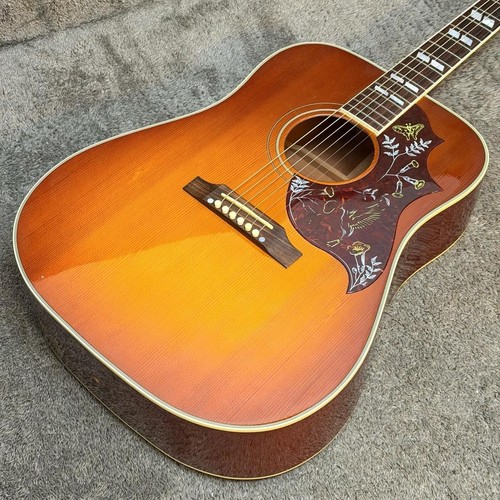 Gibson hummingbird 2003 - gibson,