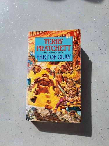 Terry pratchett signed 1st - pratchett,