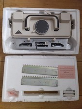 Knitmaster LC 2 Lace Carriage With Accessories. Boxed.