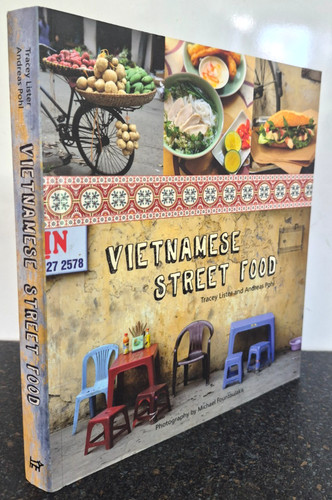Vietnamese street food - street,