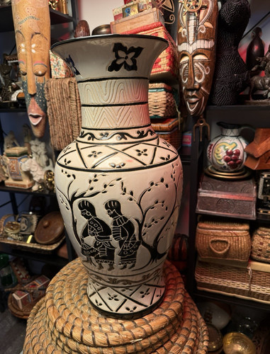 Rare large oriental style - rare,