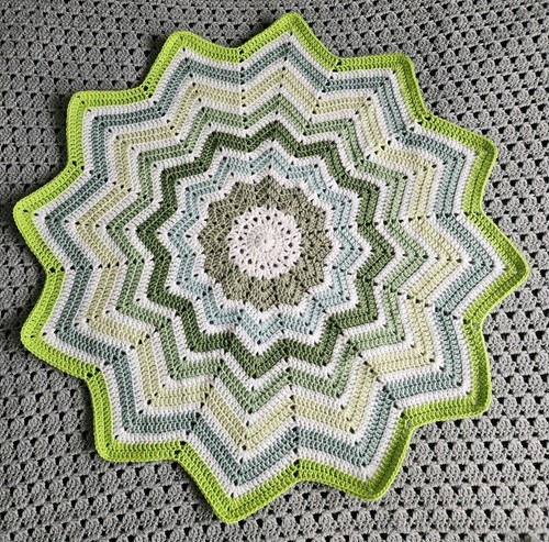 Hand made crochet star - hand,