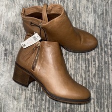 PEACOCK Women’s BOOTIE