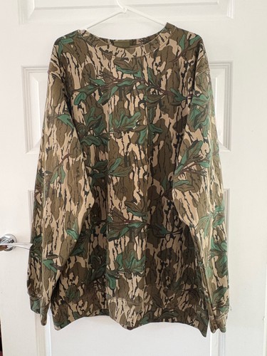 Mossy oak camouflage - mossy,