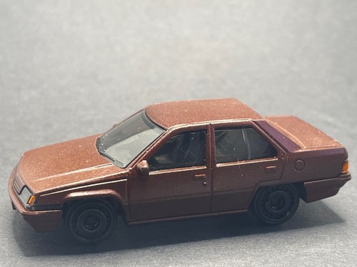 Hot wheels proton - hot,