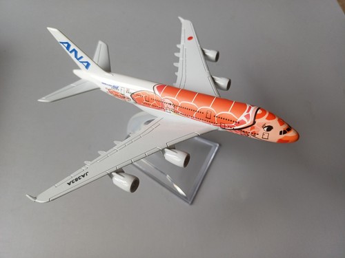 Diecast model airliner 500 - model,