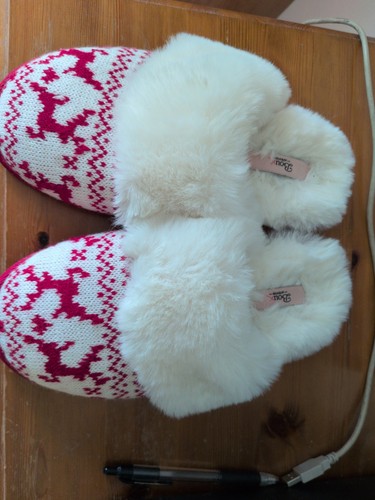 Ladies red white faux fur - white,
