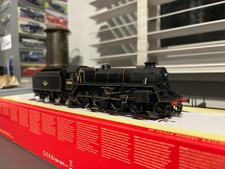 Hornby R2716X Standard Class