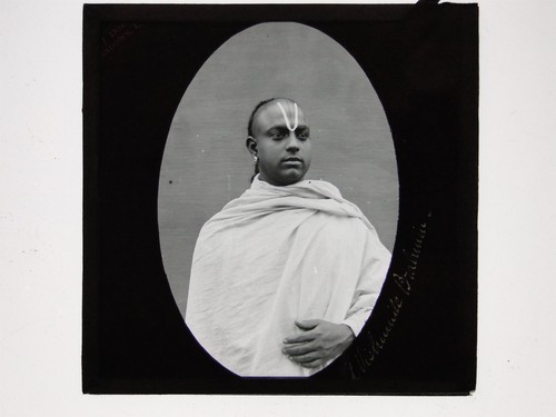 Vishnuite brahmin indian man - brahmin,