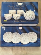 Fine porcelain Chinese tea set