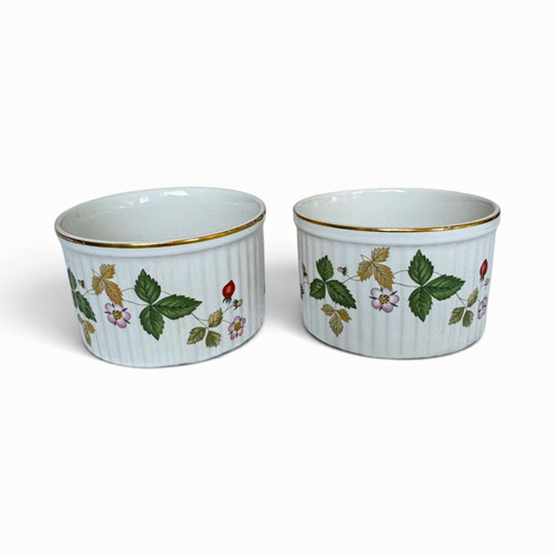 Wedgwood wild strawberry round - wedgwood,