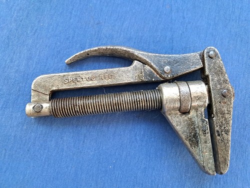 Vintage speetog reg pipe clamp - reg,