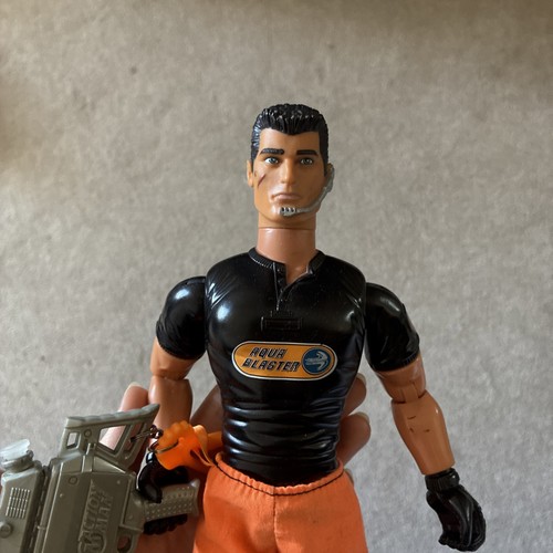 Aqua blaster hasbro - blaster,
